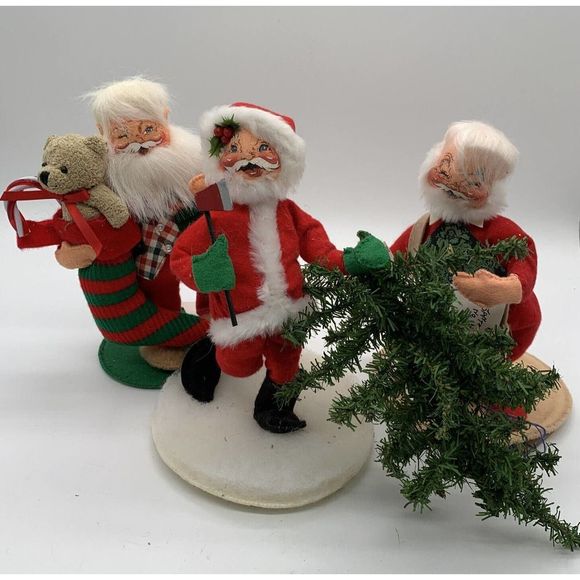 Vntg Lot Of 3 Annalee Santas Cutting Down Tree, Holding Mail Bag And Stocking - Picture 1 of 11